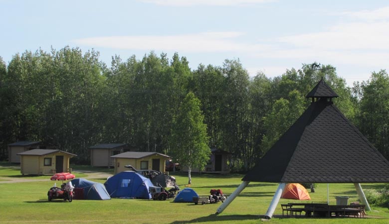 Nuotiopaikka ja teltat Camping Nilimella